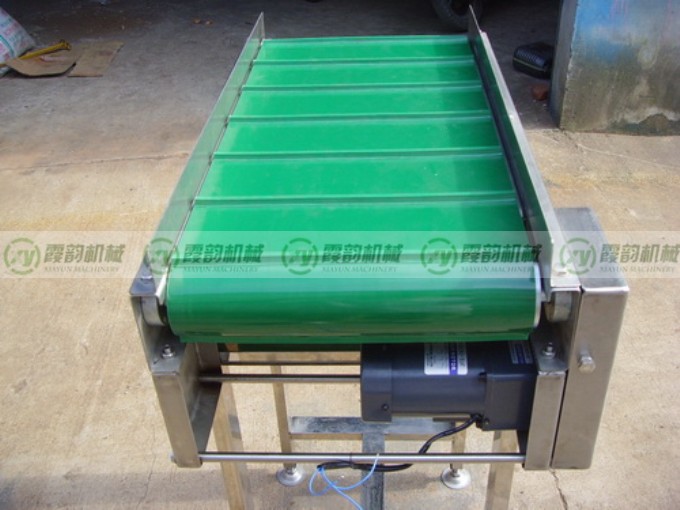 輕（qīng）型（xíng）皮帶輸送（sòng）機08