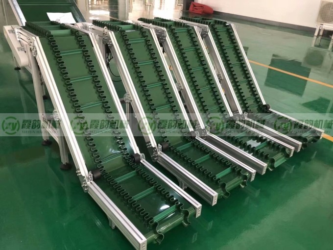 爬坡皮帶輸（shū）送機09