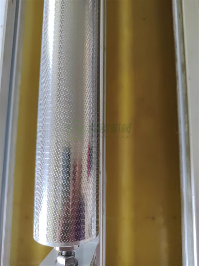 管麵滾花電動滾筒2.jpg